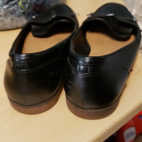 Coach and Four Black Loafer Style Flats - Picture 2 of 3